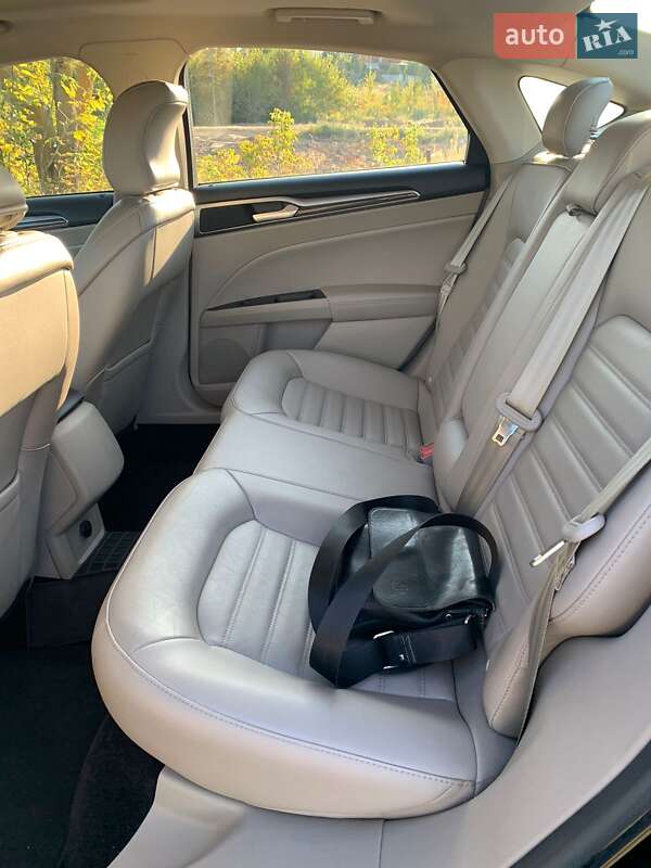Седан Ford Fusion 2017 в Києві фото 12 Седан Ford Fusion 2017 в Києві
