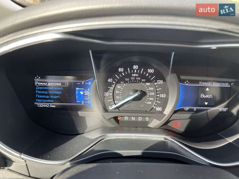 Седан Ford Fusion 2015 в Кропивницком