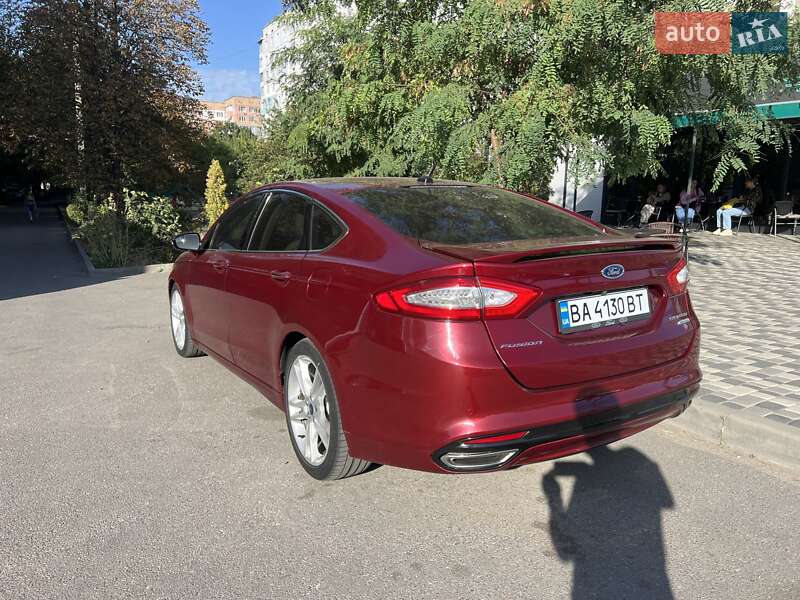 Седан Ford Fusion 2015 в Кропивницком