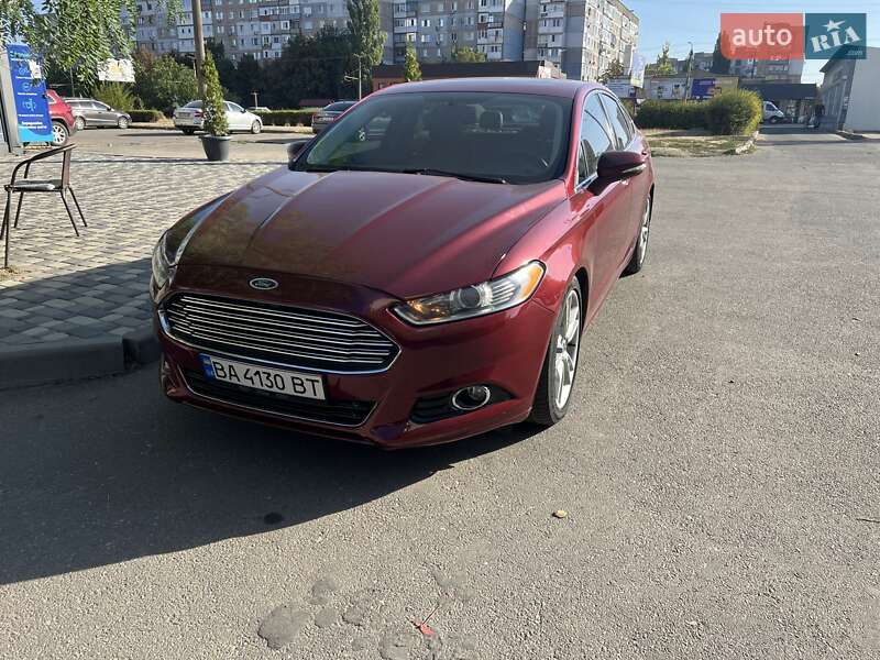 Седан Ford Fusion 2015 в Кропивницком