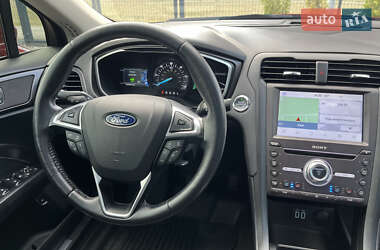 Седан Ford Fusion 2019 в Києві