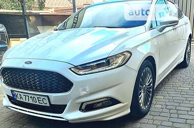 Седан Ford Fusion 2015 в Києві