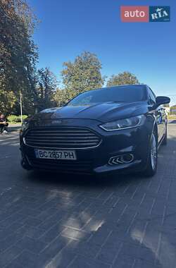 Седан Ford Fusion 2013 в Львове