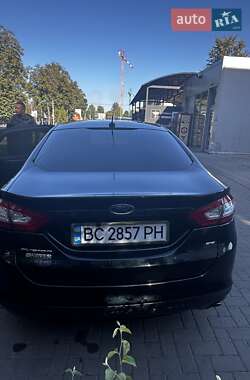 Седан Ford Fusion 2013 в Львове