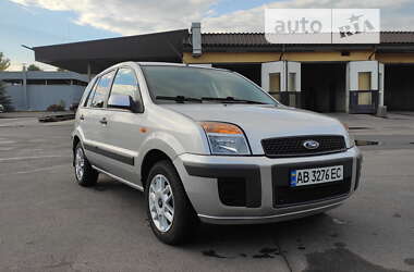 Хэтчбек Ford Fusion 2008 в Виннице