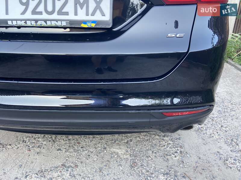 Седан Ford Fusion 2015 в Києві