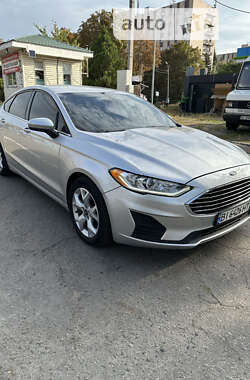 Седан Ford Fusion 2019 в Полтаві