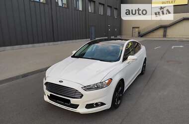 Седан Ford Fusion 2015 в Киеве