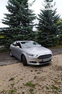 Седан Ford Fusion 2015 в Тернополі