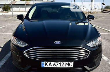 Седан Ford Fusion 2020 в Києві