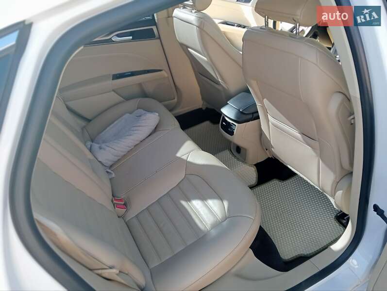 Седан Ford Fusion 2016 в Житомире