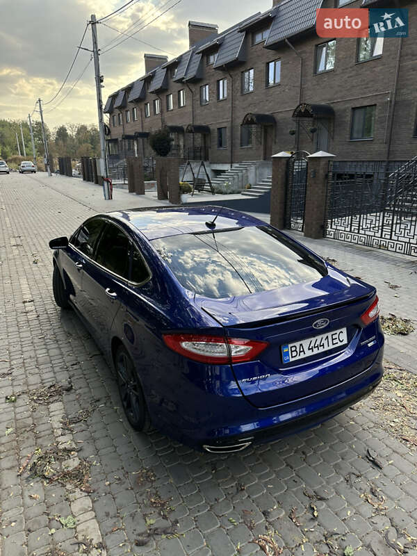 Седан Ford Fusion 2013 в Киеве