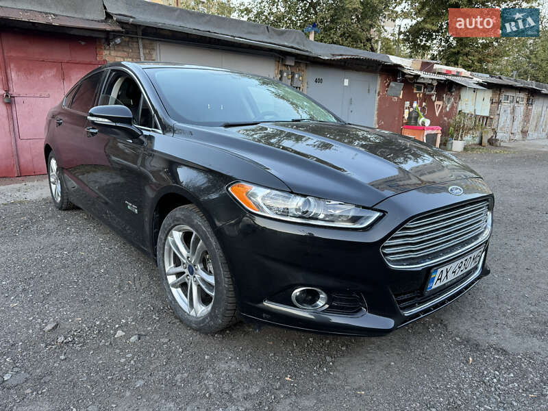 Седан Ford Fusion 2015 в Киеве фото 5 Седан Ford Fusion 2015 в Киеве