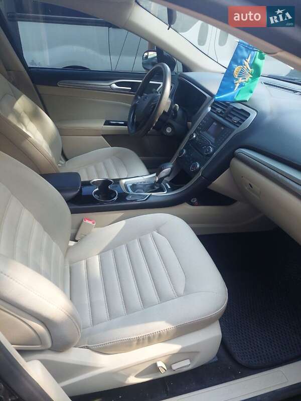 Седан Ford Fusion 2015 в Чернігові фото 10 Седан Ford Fusion 2015 в Чернігові