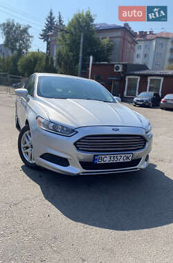 Седан Ford Fusion 2014 в 