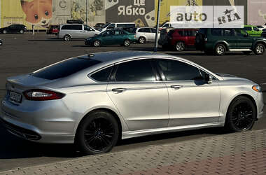 Седан Ford Fusion 2016 в Сумах