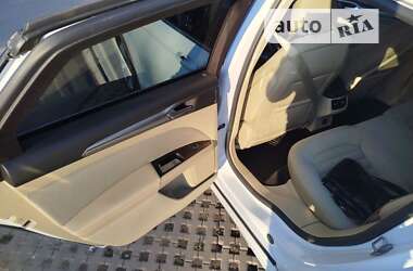 Седан Ford Fusion 2015 в 