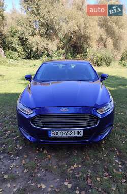 Седан Ford Fusion 2014 в 