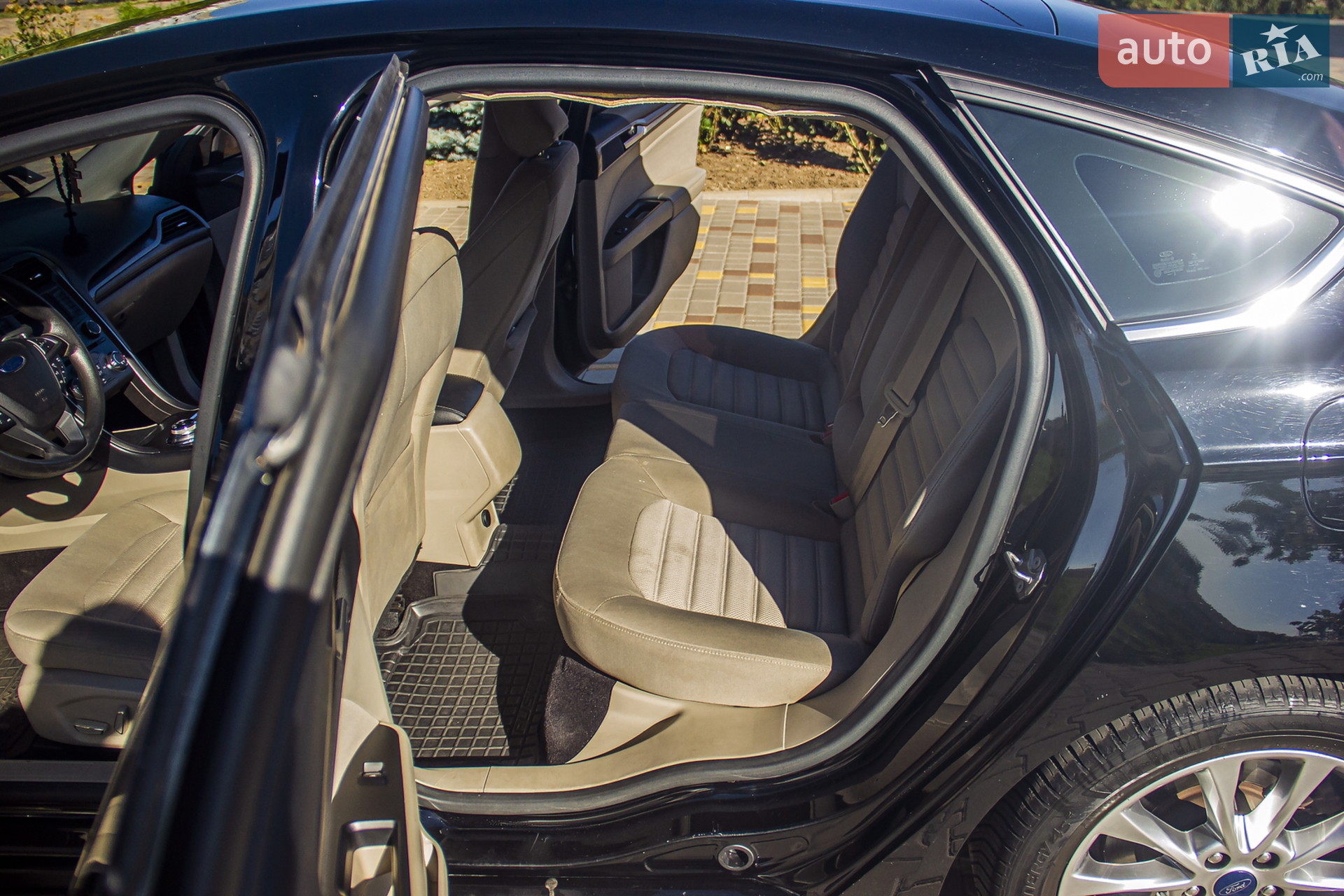 2017 Ford Fusion - мініатюра 21
