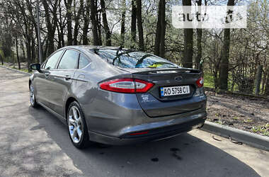 Седан Ford Fusion 2013 в Вышкове