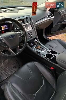 Седан Ford Fusion 2013 в Києві