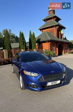 Седан Ford Fusion 2013 в 