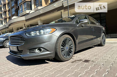 Седан Ford Fusion 2014 в Києві