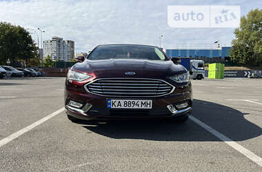 Седан Ford Fusion 2016 в 