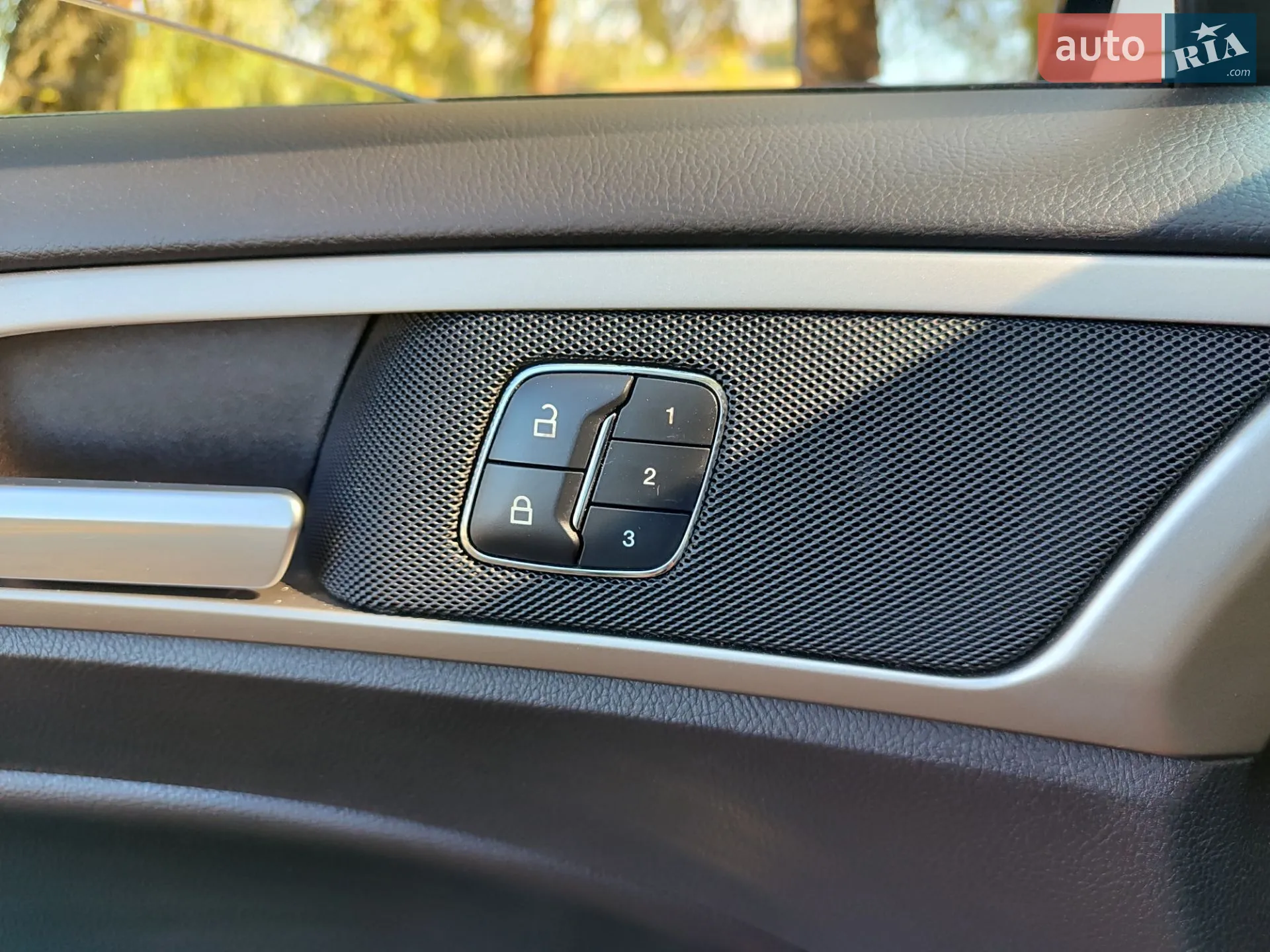2015 Ford Fusion - мініатюра 17
