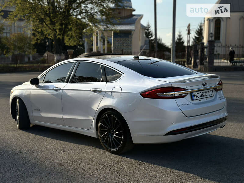 Седан Ford Fusion 2016 в Львове фото 5 Седан Ford Fusion 2016 в Львове