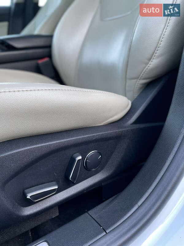 Седан Ford Fusion 2017 в Запорожье фото 18 Седан Ford Fusion 2017 в Запорожье