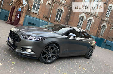 Седан Ford Fusion 2013 в Сумах