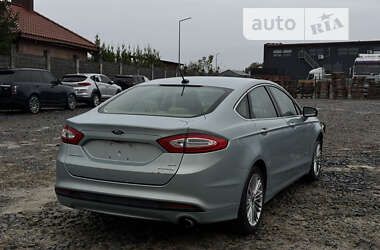 Седан Ford Fusion 2014 в Львові