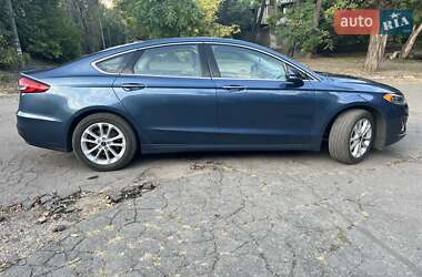 Седан Ford Fusion 2019 в Днепре