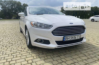 Седан Ford Fusion 2014 в Одесі