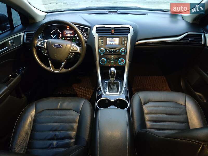 Седан Ford Fusion 2014 в Сумах