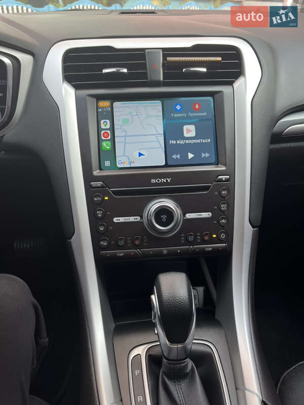 Седан Ford Fusion 2015 в Києві