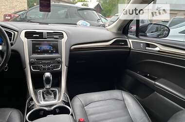 Седан Ford Fusion 2015 в Коломые