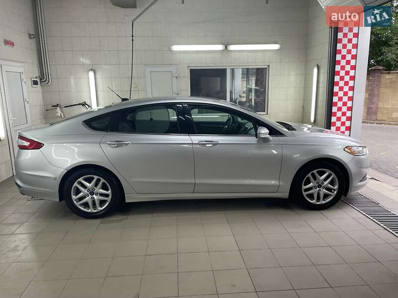 Седан Ford Fusion 2014 в Одессе