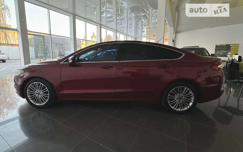 Седан Ford Fusion 2015 в Шептицькому