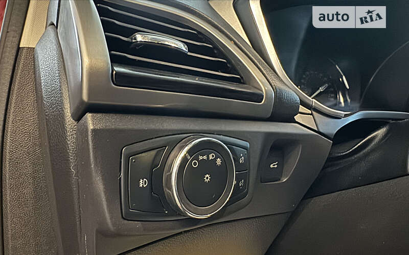 Седан Ford Fusion 2015 в Шептицькому