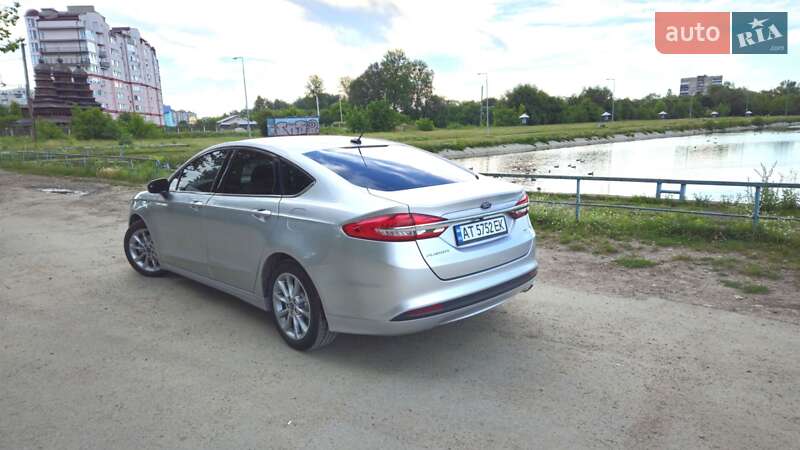 Седан Ford Fusion 2017 в Івано-Франківську