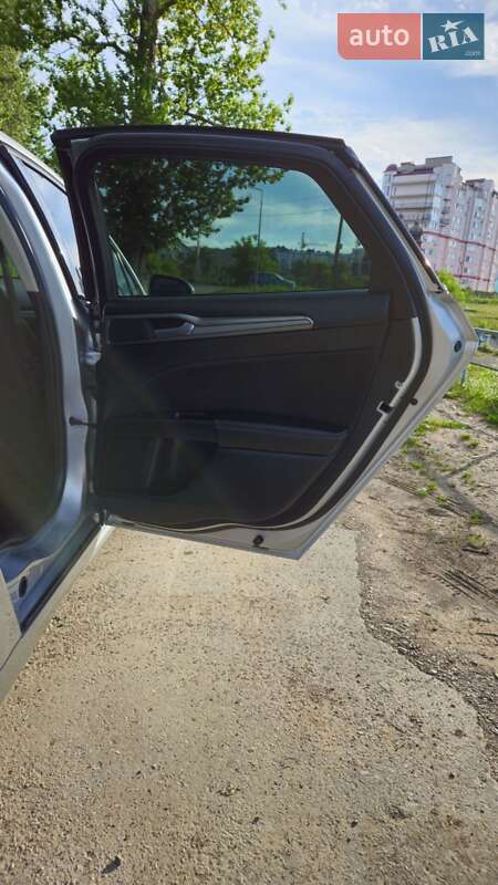 Седан Ford Fusion 2017 в Івано-Франківську