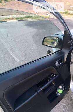 Хетчбек Ford Fusion 2006 в 