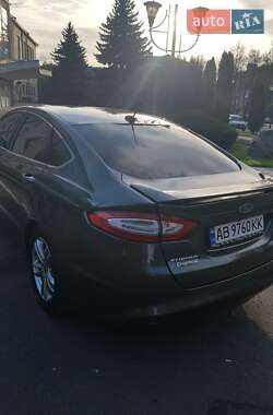 Седан Ford Fusion 2015 в Могилів-Подільському