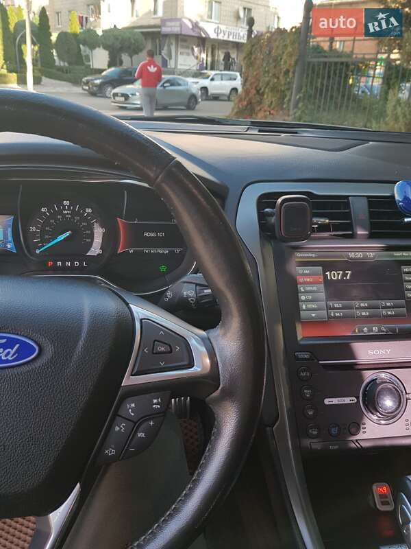 Седан Ford Fusion 2015 в Могилев-Подольске