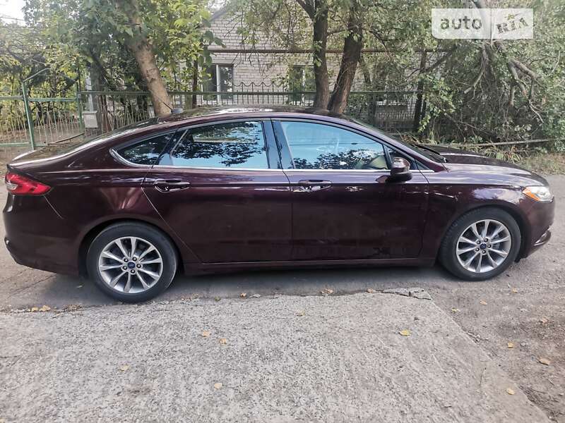 Седан Ford Fusion 2017 в Кривом Роге