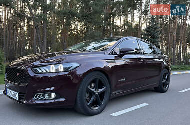 Седан Ford Fusion 2013 в 