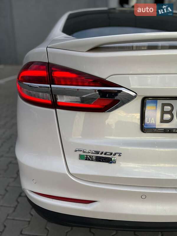 Седан Ford Fusion 2019 в Ивано-Франковске