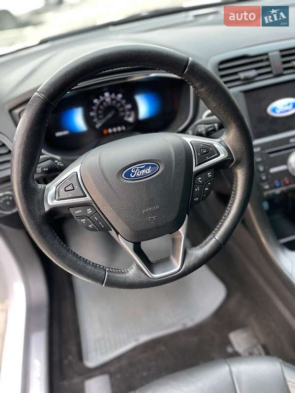 Седан Ford Fusion 2019 в Ивано-Франковске